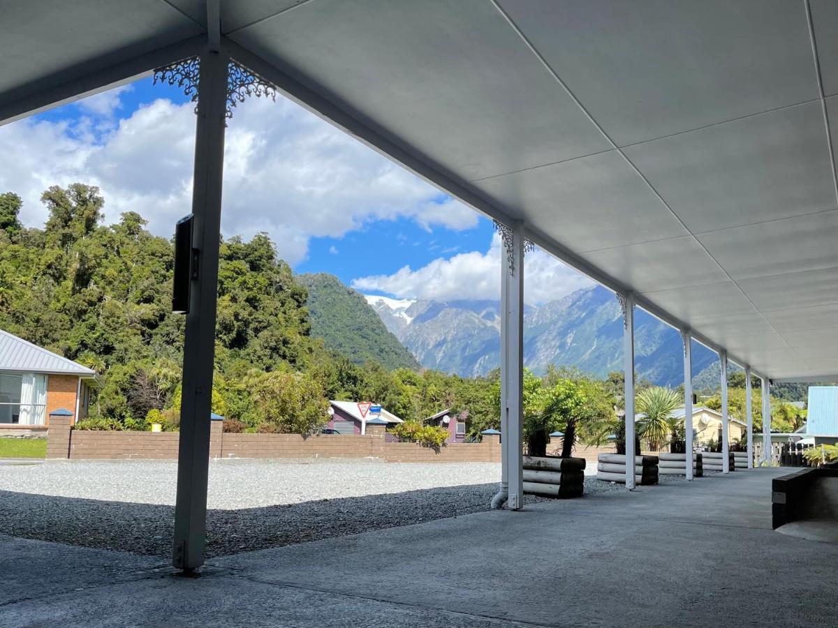 The Terrace Hotel Franz Josef Exterior photo