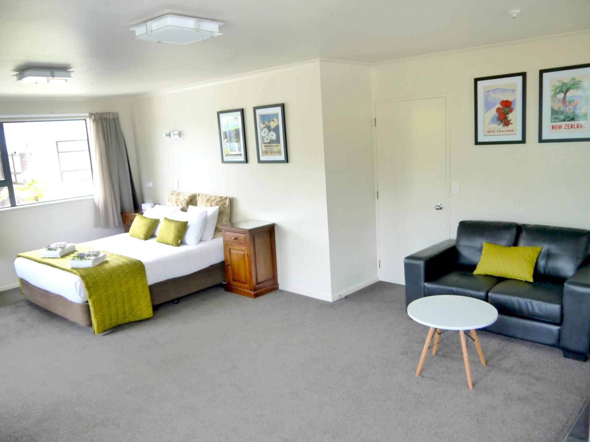The Terrace Hotel Franz Josef Room photo