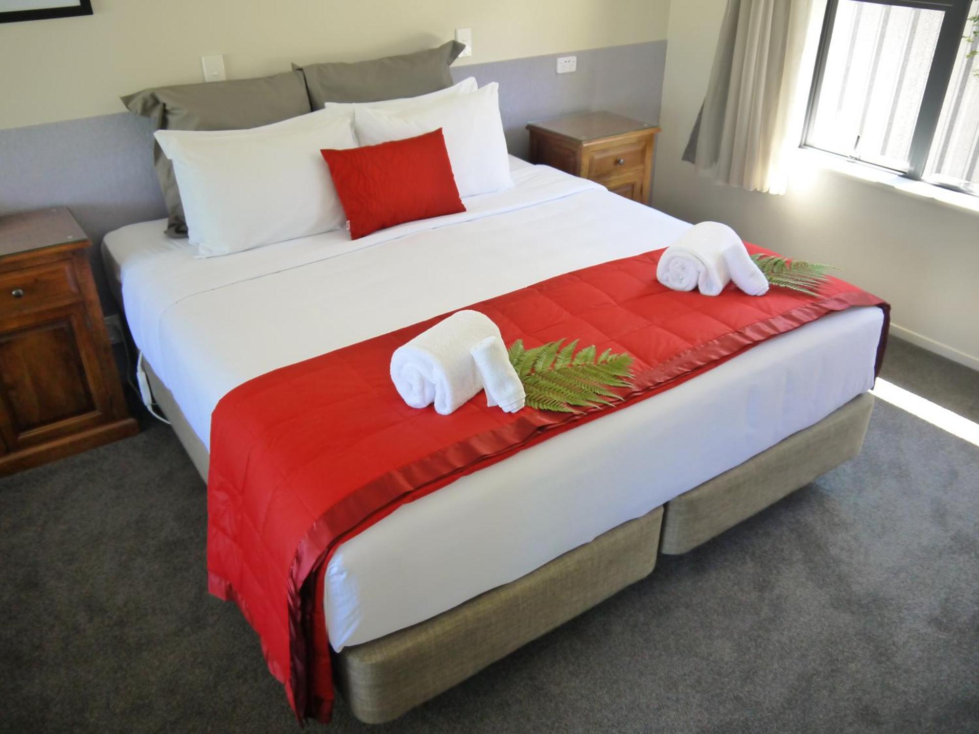 The Terrace Hotel Franz Josef Room photo