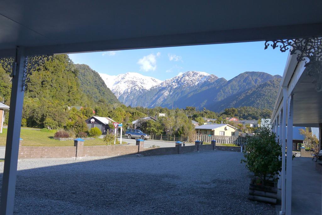 The Terrace Hotel Franz Josef Exterior photo